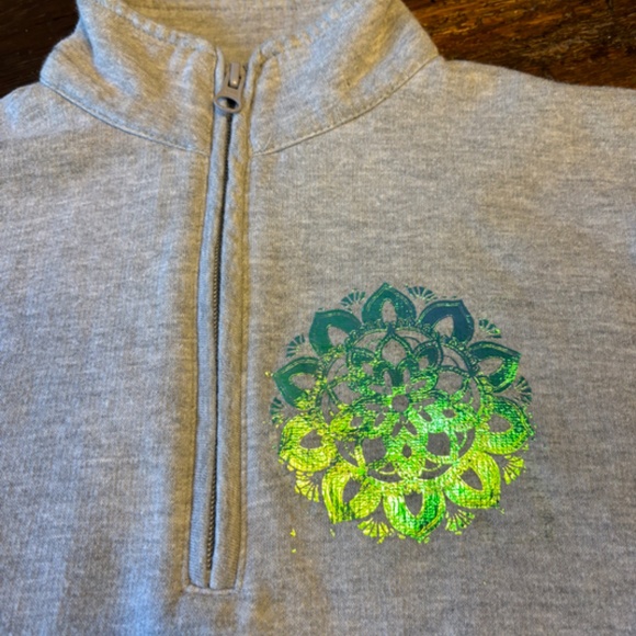 Youth Large Tunic Sweatshirt with holographic floral design - like NEW! - Picture 2 of 10